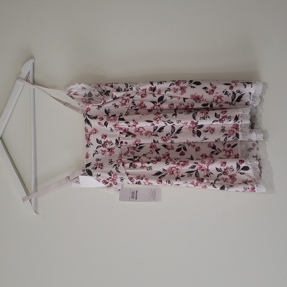 NWT Marilyn Monroe Brand Two Piece Pajama Set - Picture 4 of 7